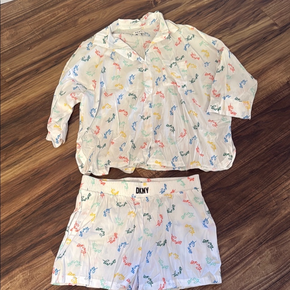 DKNY Multicolor Signature Pajama Set NWOT
